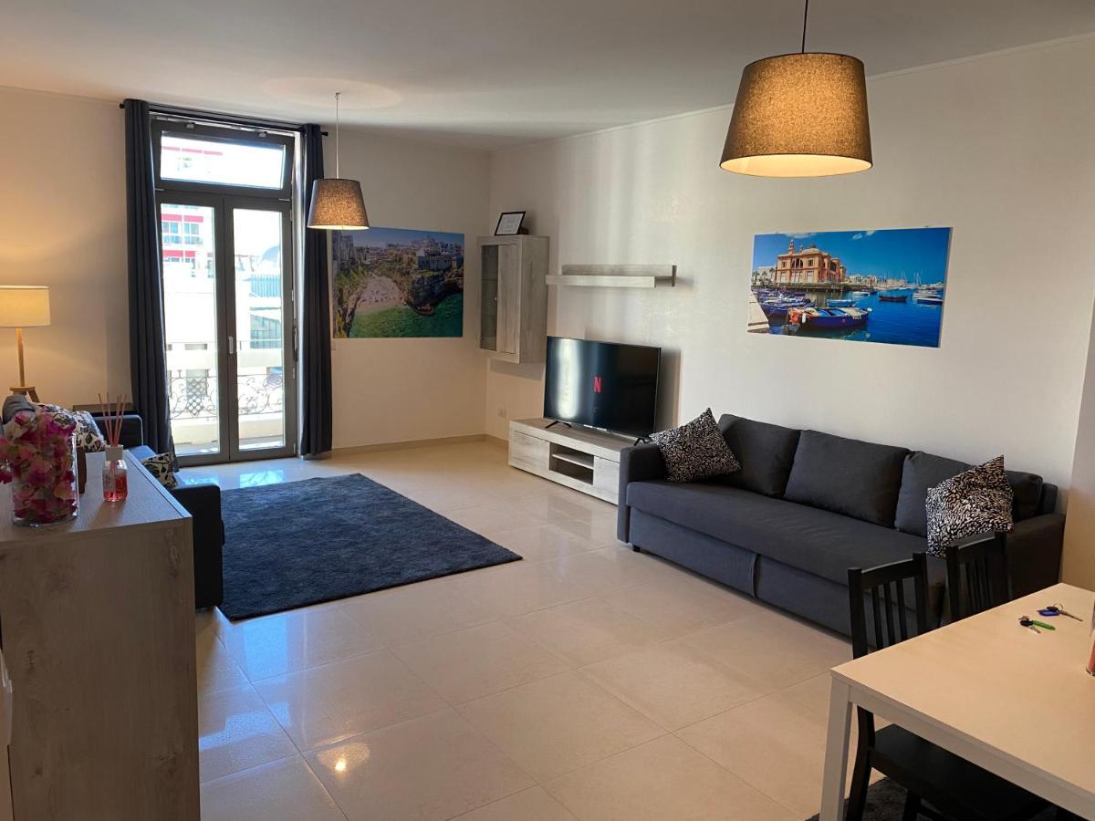 Berga Exclusive Suite 4 Bari Buitenkant foto