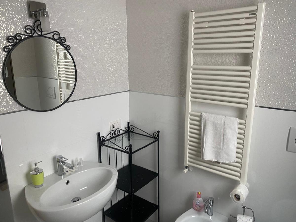 Berga Exclusive Suite 4 Bari Buitenkant foto