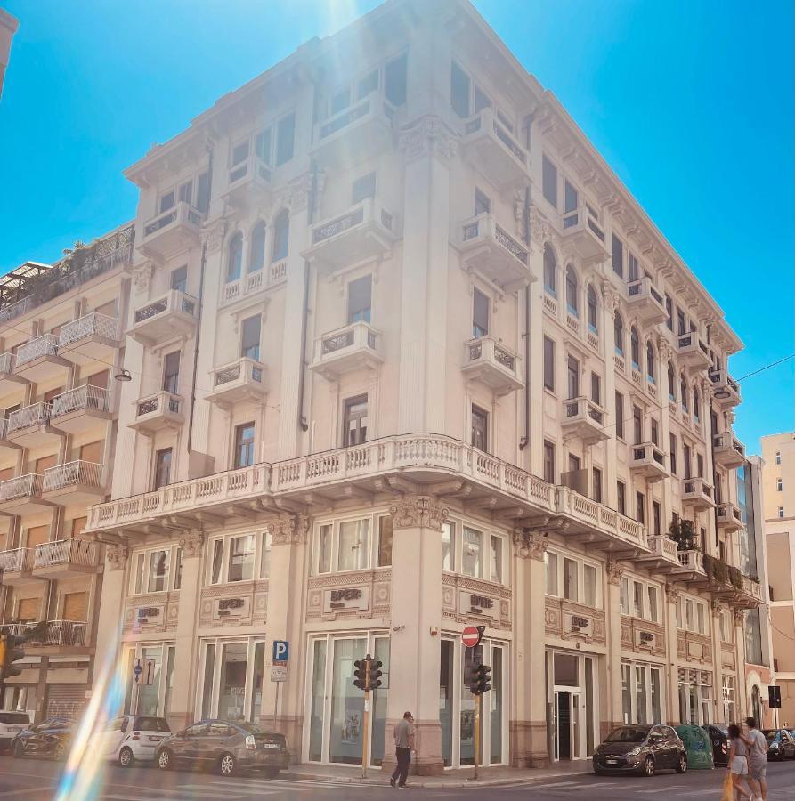 Berga Exclusive Suite 4 Bari Buitenkant foto